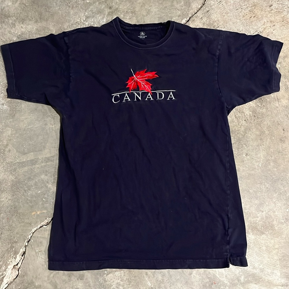 Canada Leaf Embroidered Shirt